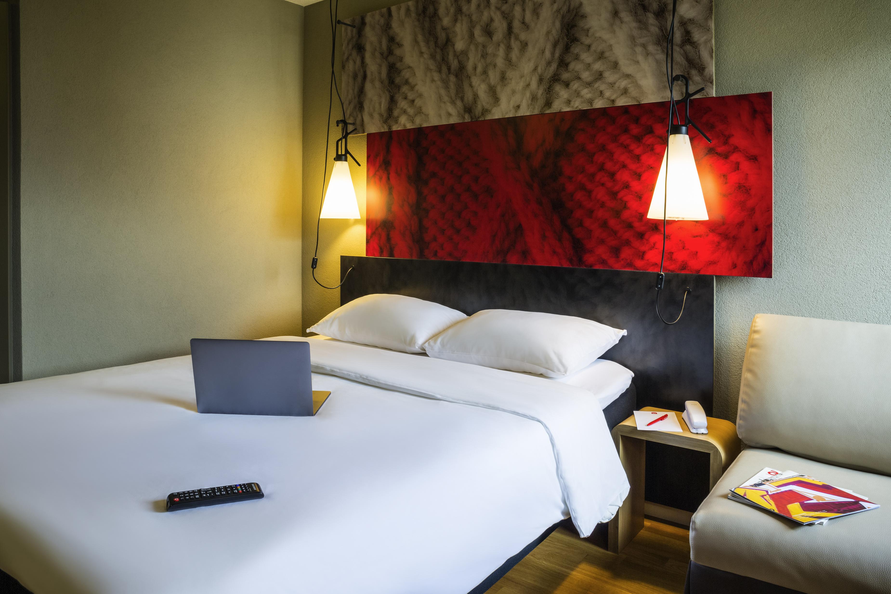 Hotell Ibis West 3*