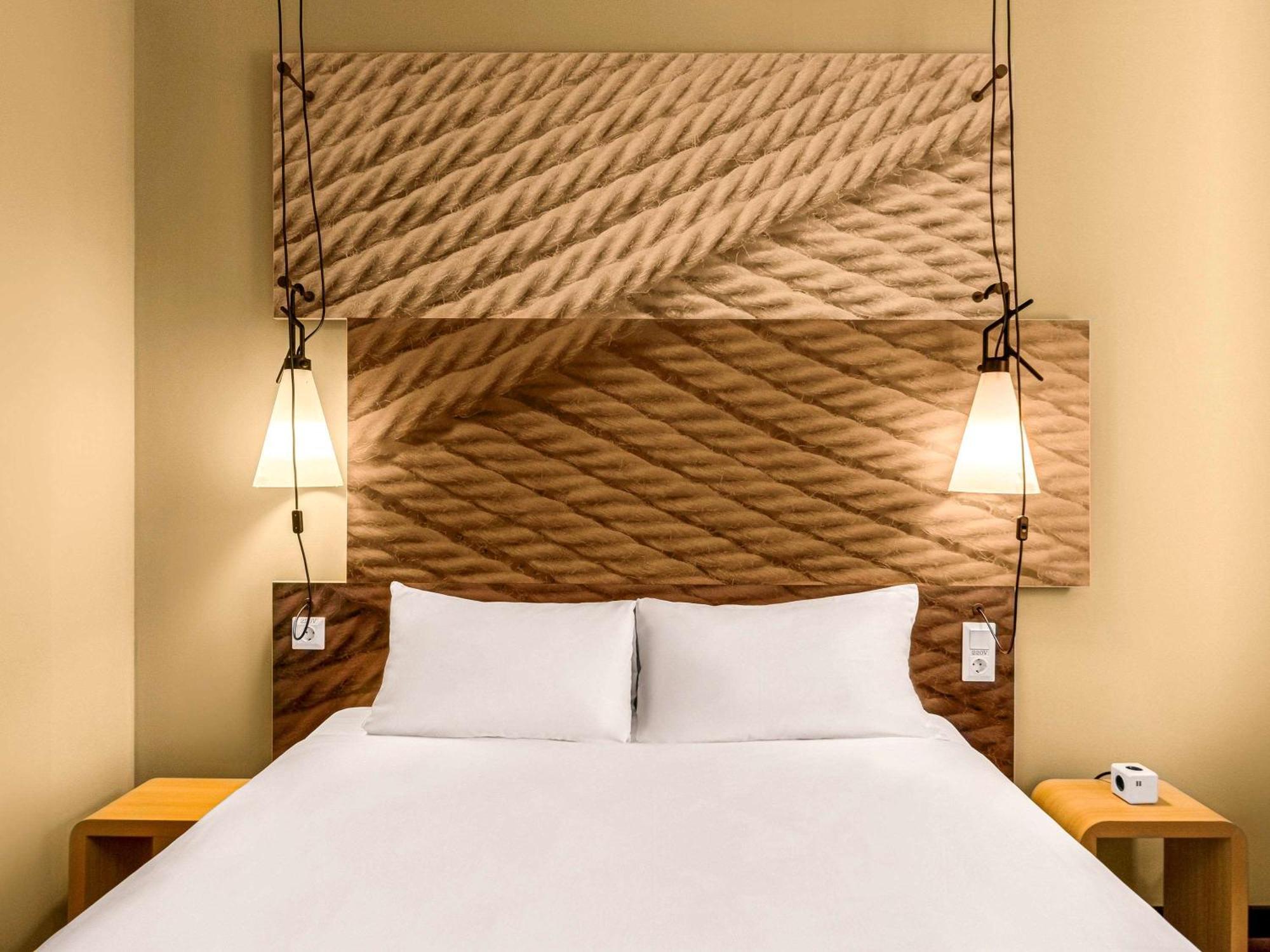 Hotell Ibis West 3*