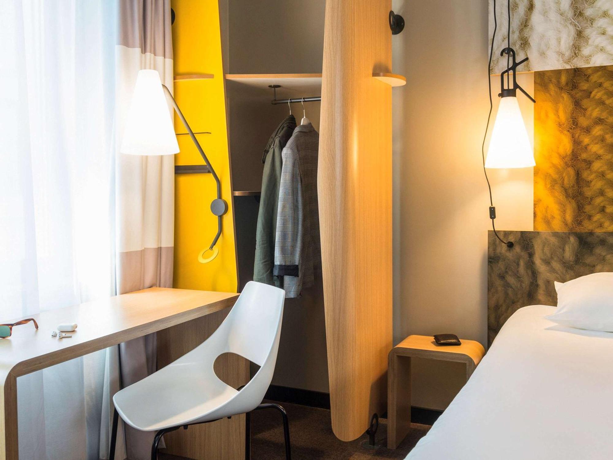 Hotell Ibis West